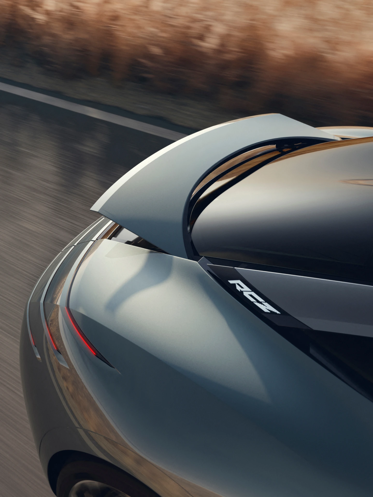 PEUGEOT RCZ Vision z wysuniętym aktywnym tylnym spojlerem