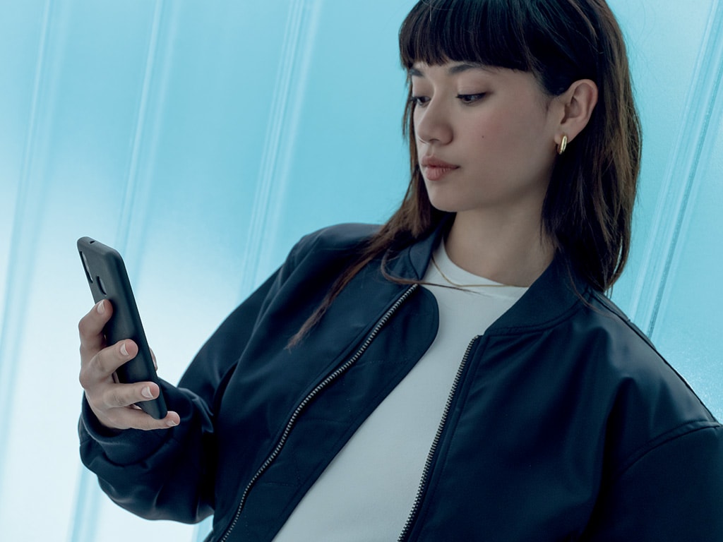 New PEUGEOT E-BOXER connected services
